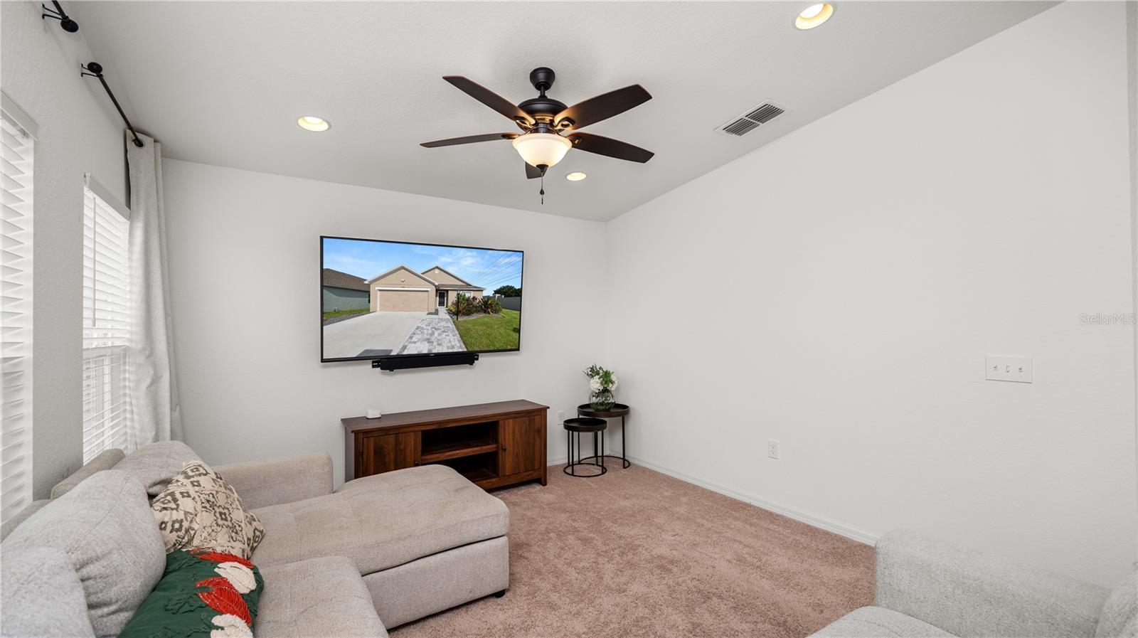 Image 14 of 37 For 6094 Eagle Pointe Drive