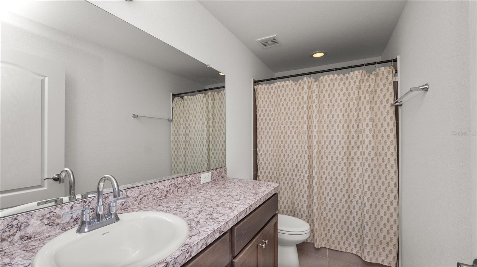 Image 20 of 37 For 6094 Eagle Pointe Drive