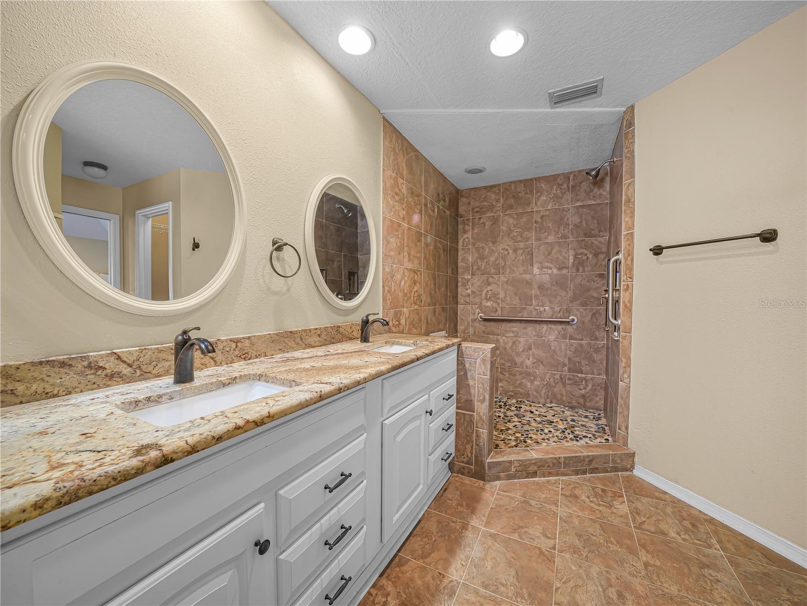 Image 13 of 30 For 2172 Malachite Drive