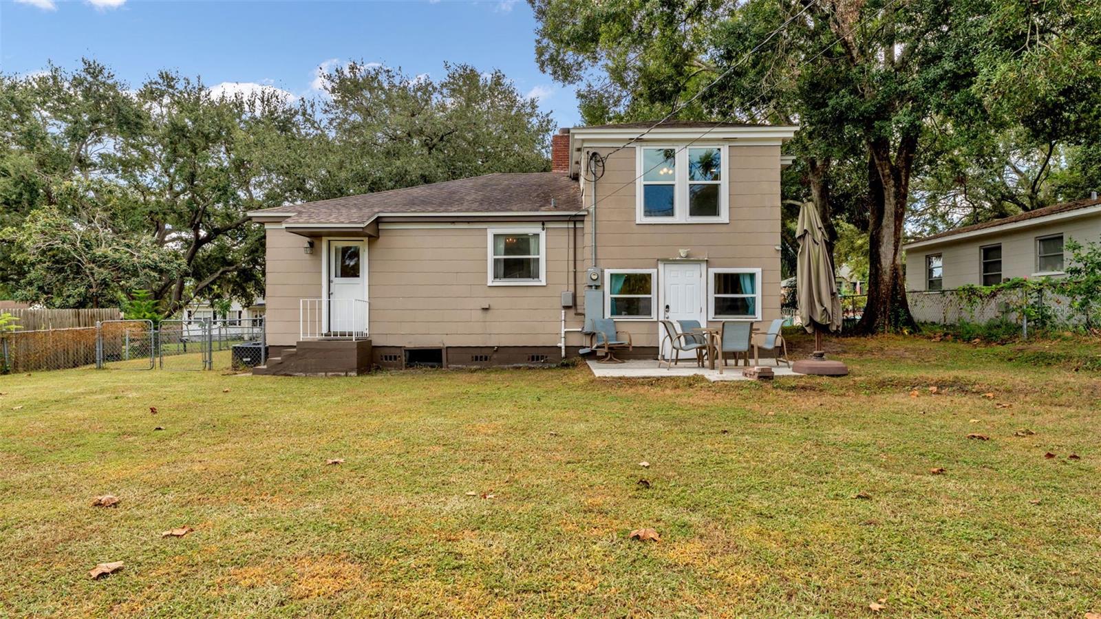 Image 31 of 40 For 724 Buena Vista Street