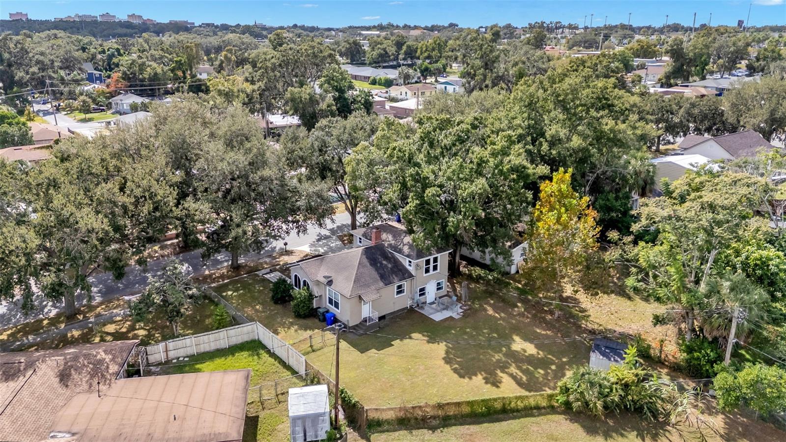Image 35 of 40 For 724 Buena Vista Street
