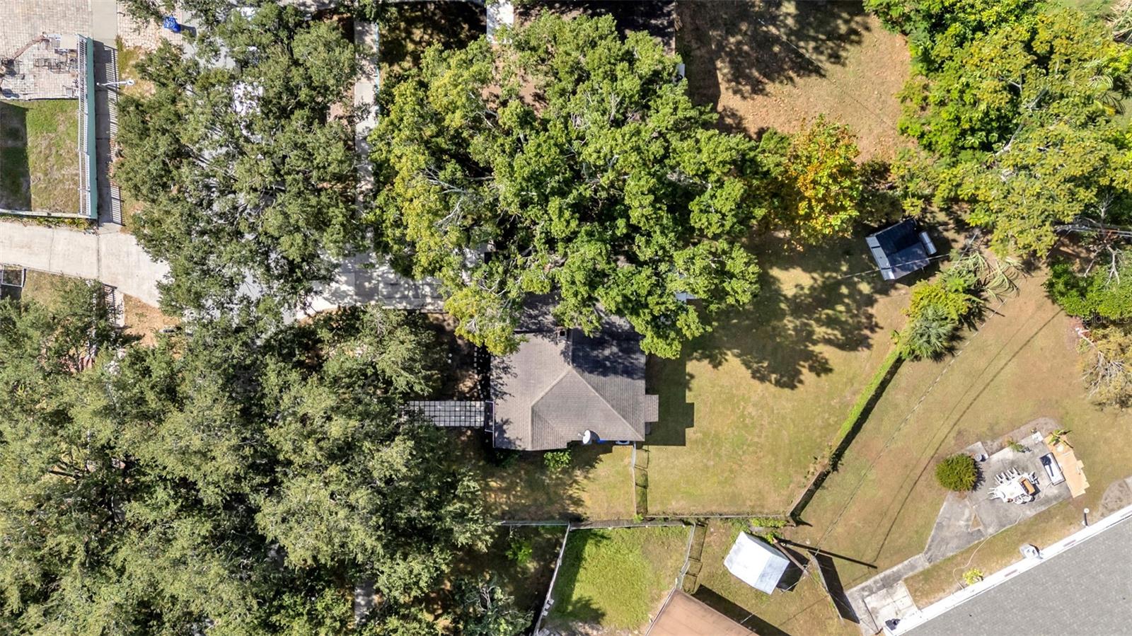 Image 38 of 40 For 724 Buena Vista Street