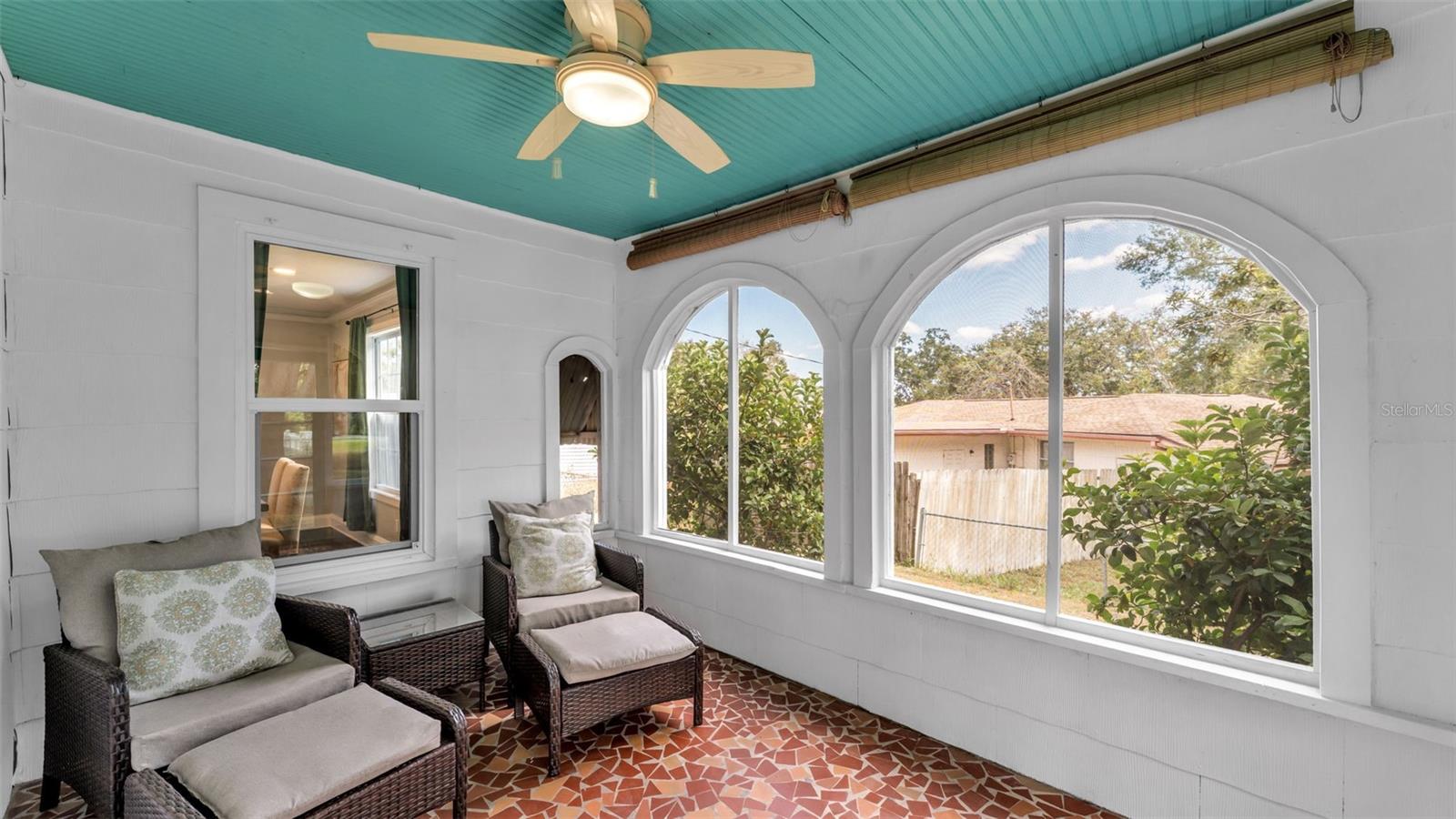 Image 4 of 40 For 724 Buena Vista Street