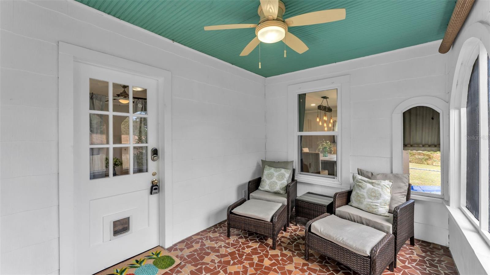 Image 5 of 40 For 724 Buena Vista Street