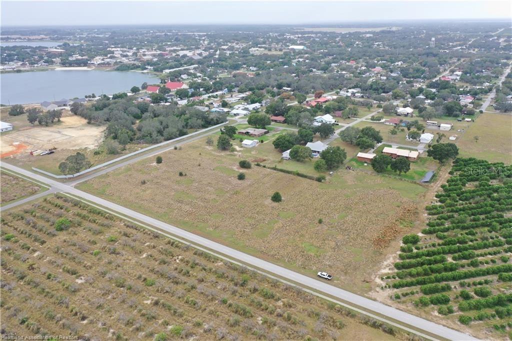 Image 3 of 10 For 525 Winthrop Street