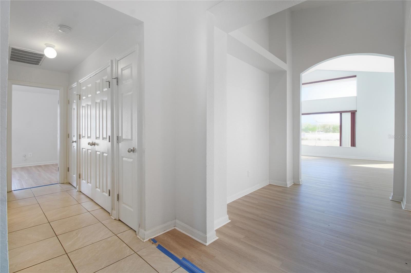 Image 21 of 34 For 2764 Rochelle Drive