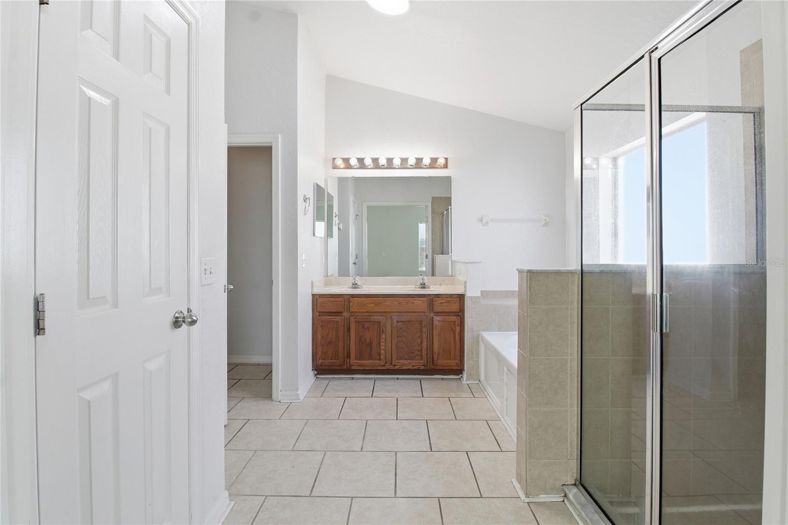 Image 25 of 34 For 2764 Rochelle Drive