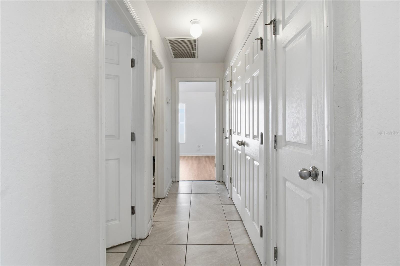 Image 26 of 34 For 2764 Rochelle Drive