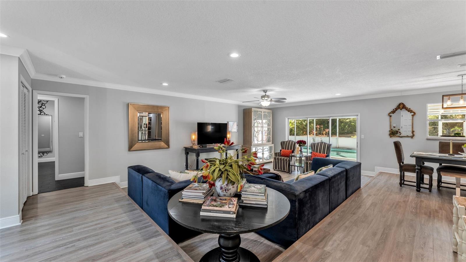 Image 13 of 59 For 5238 Upland Place