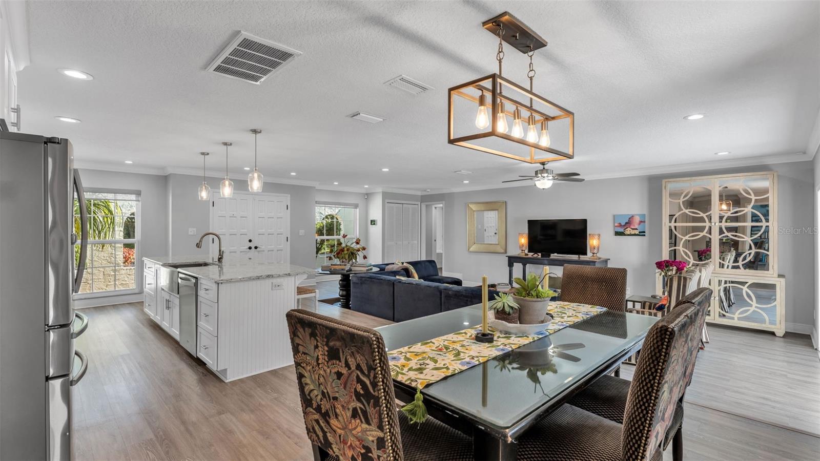 Image 14 of 59 For 5238 Upland Place