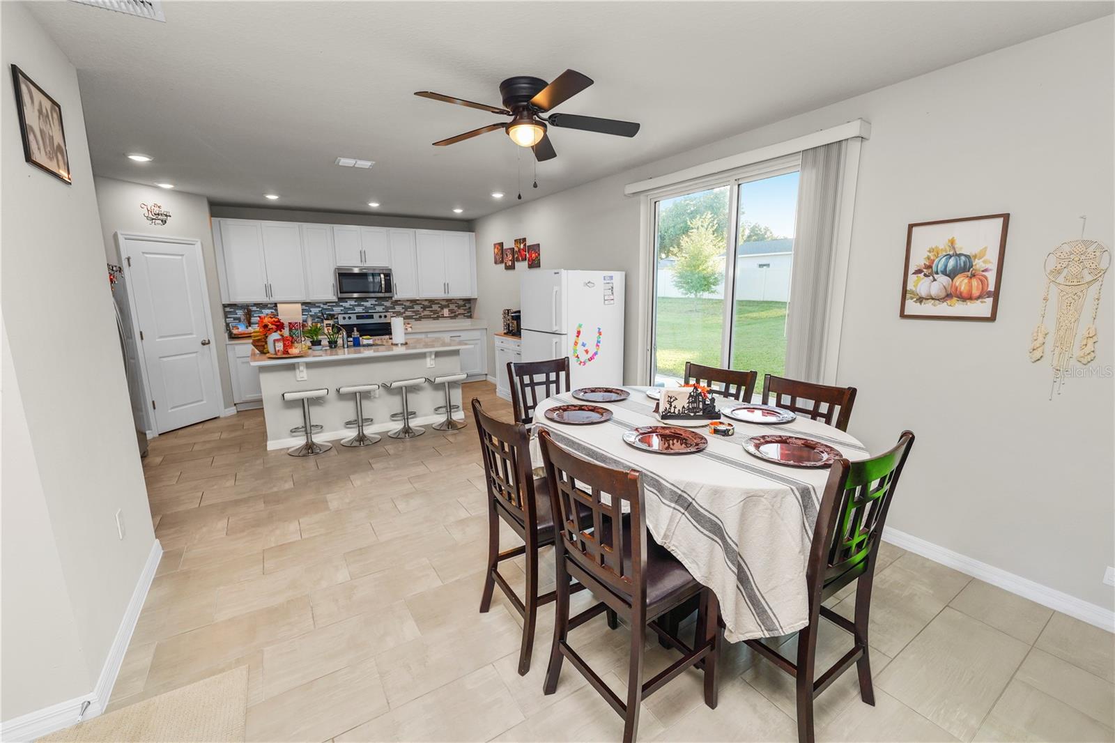 Image 11 of 55 For 1199 Oak Valley Drive