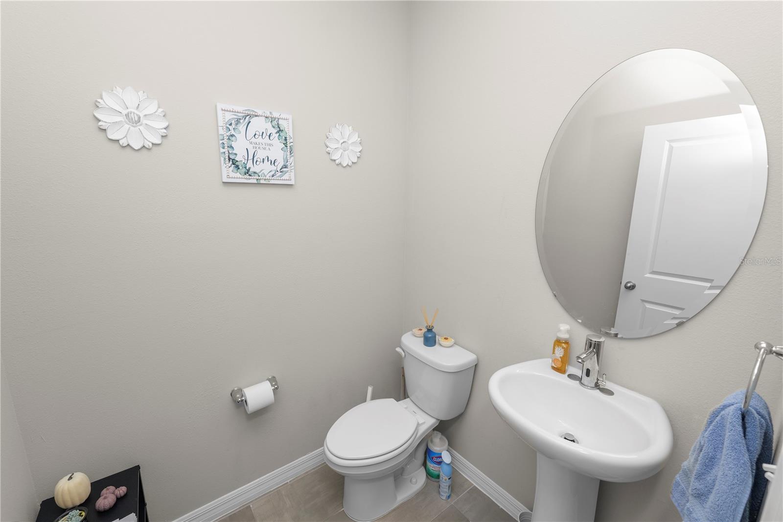 Image 17 of 55 For 1199 Oak Valley Drive