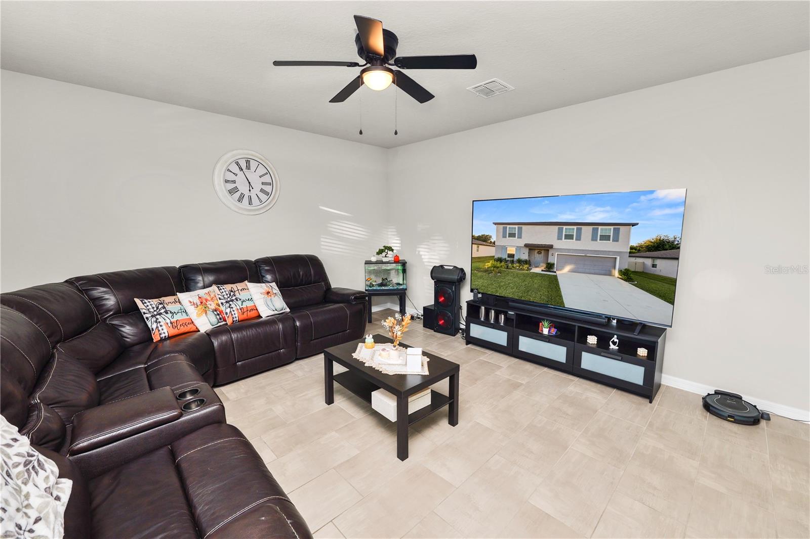 Image 7 of 55 For 1199 Oak Valley Drive