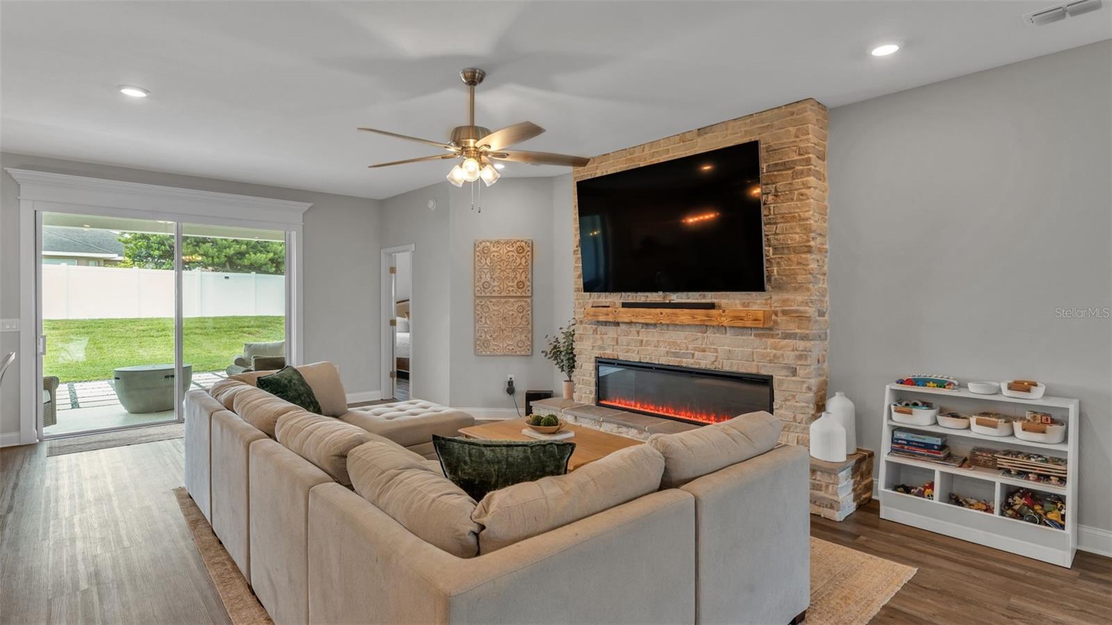 Image 12 of 57 For 6799 Treymont Drive