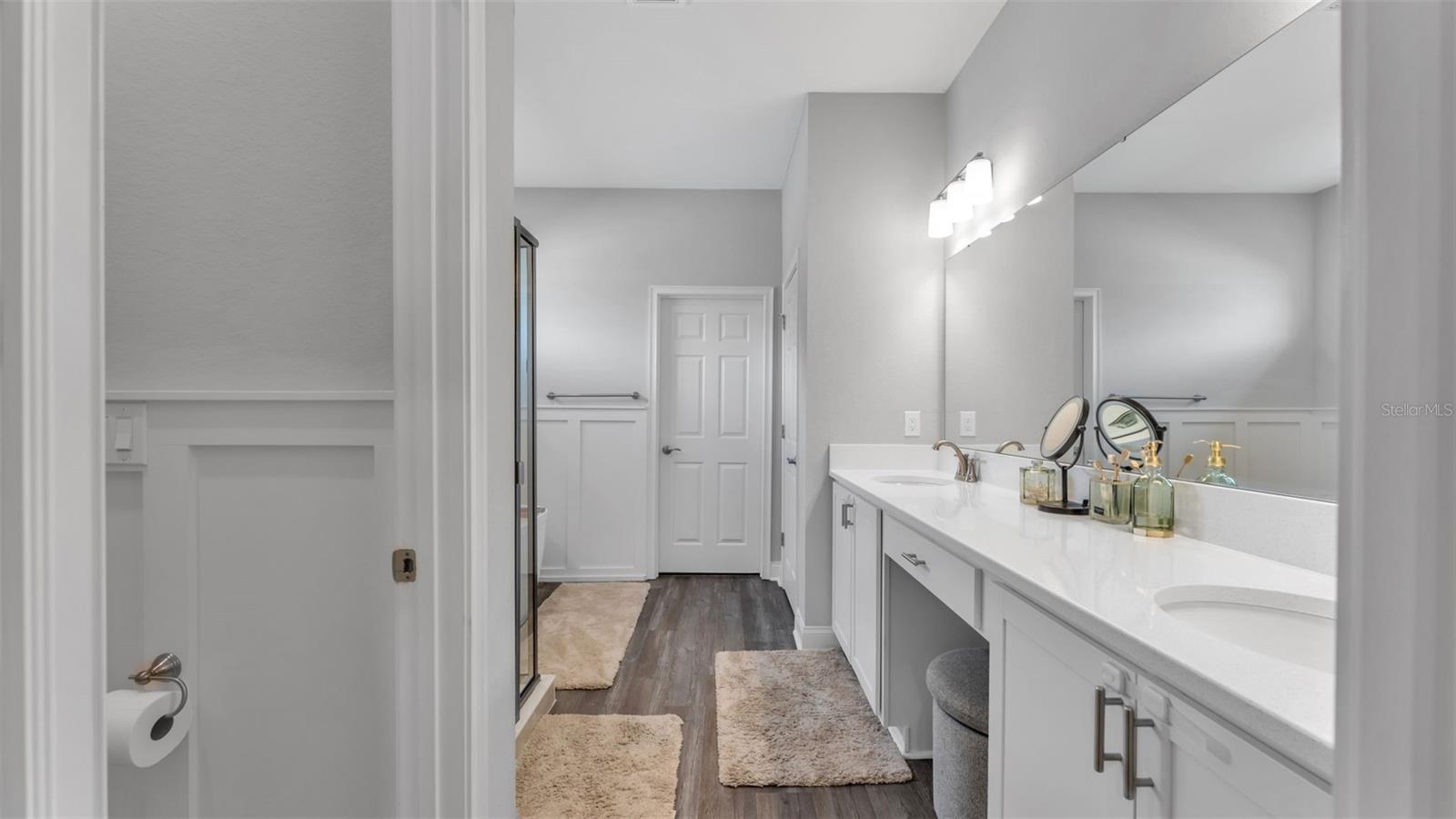 Image 28 of 57 For 6799 Treymont Drive