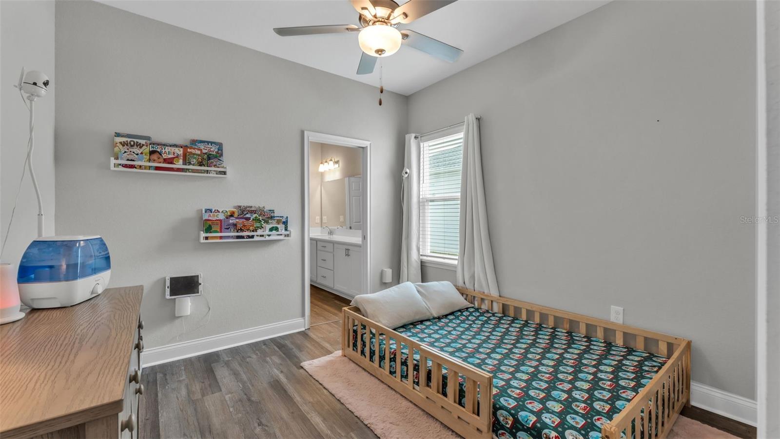 Image 37 of 57 For 6799 Treymont Drive