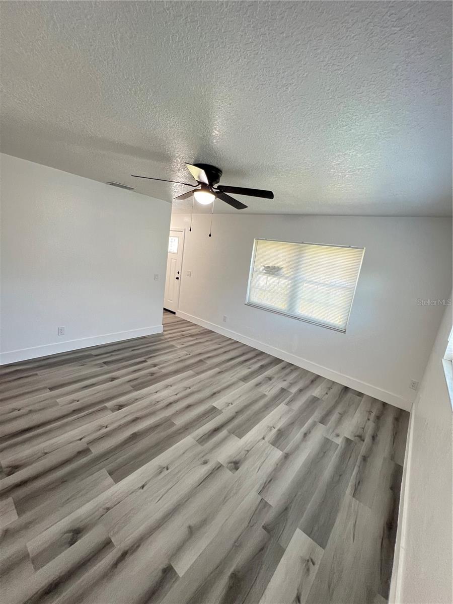 Image 11 of 33 For 4635 Weston Road