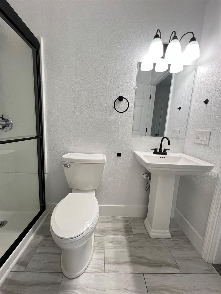 Image 17 of 33 For 4635 Weston Road