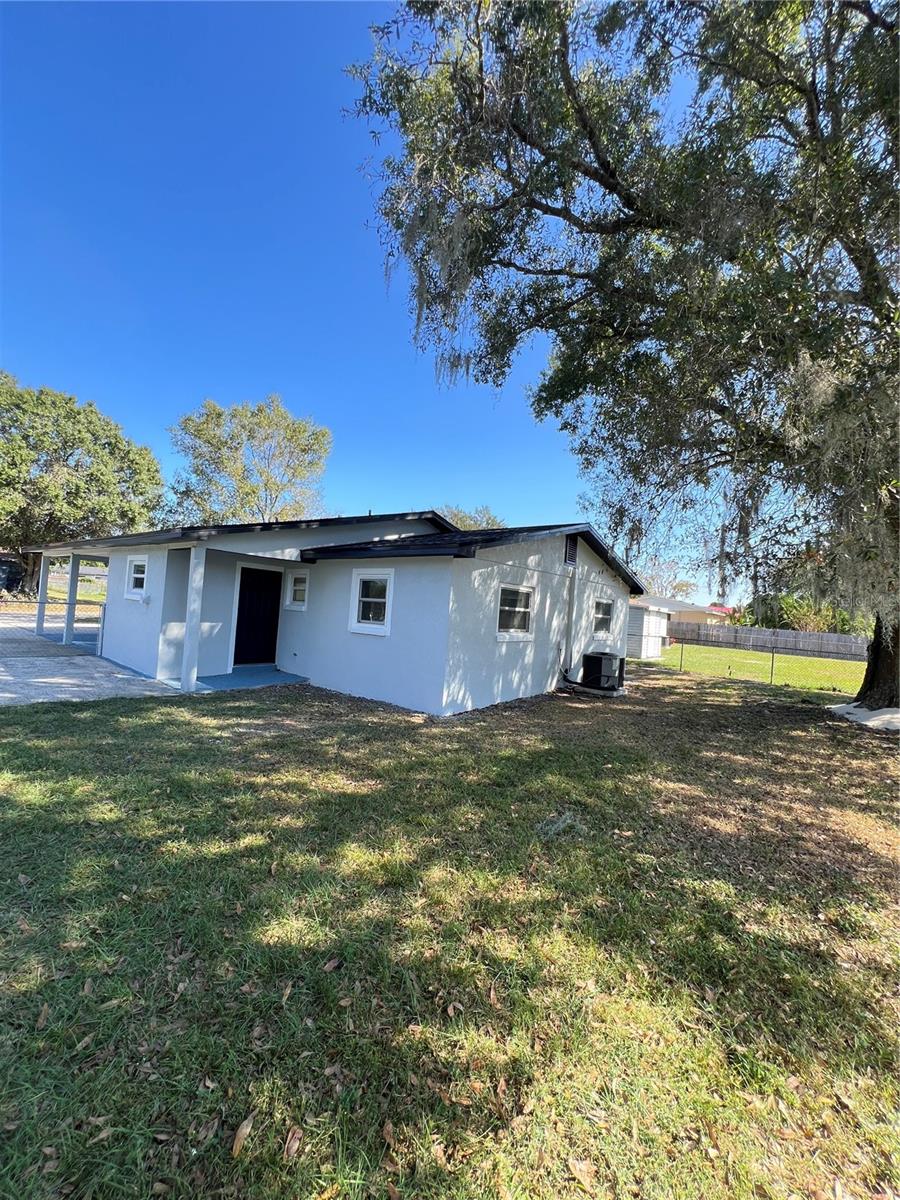 Image 7 of 33 For 4635 Weston Road