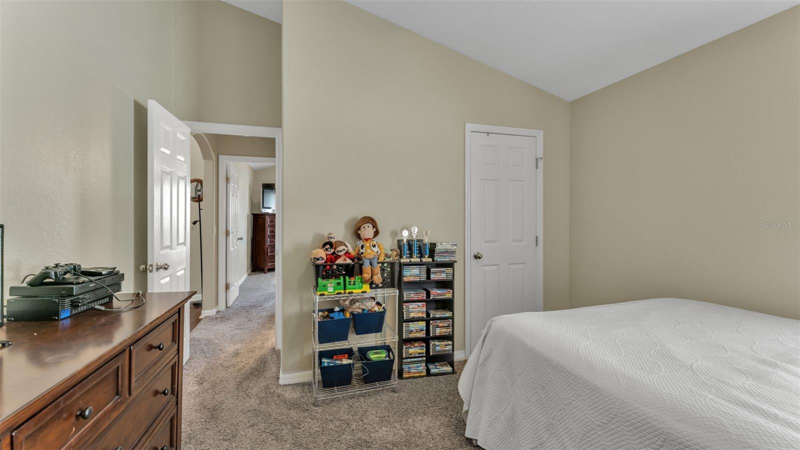 Image 12 of 49 For 8468 Adele Road