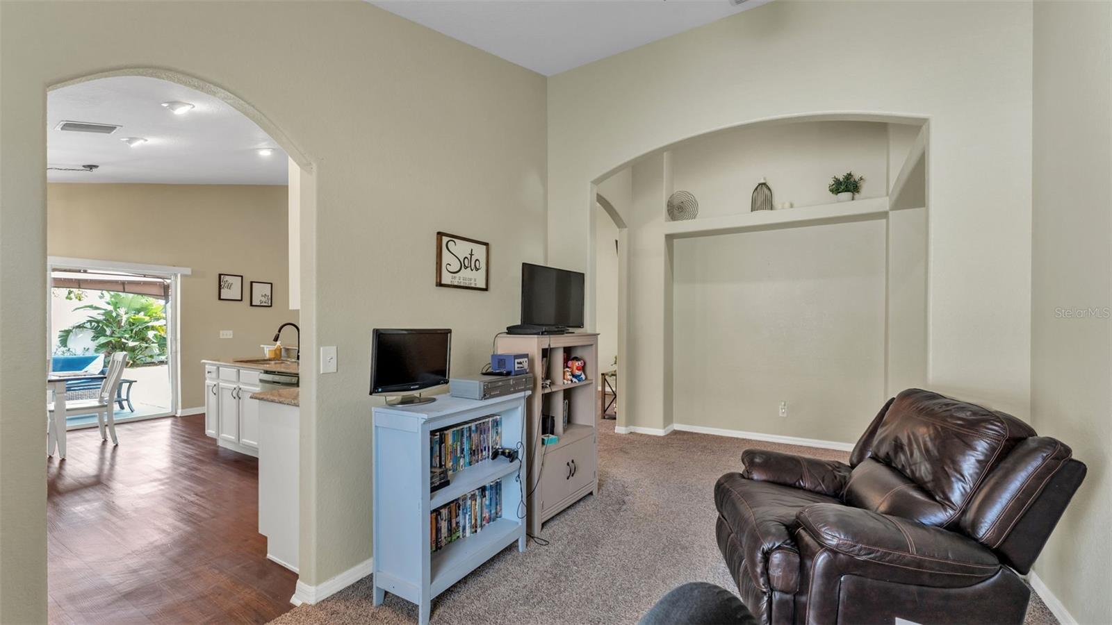 Image 20 of 49 For 8468 Adele Road