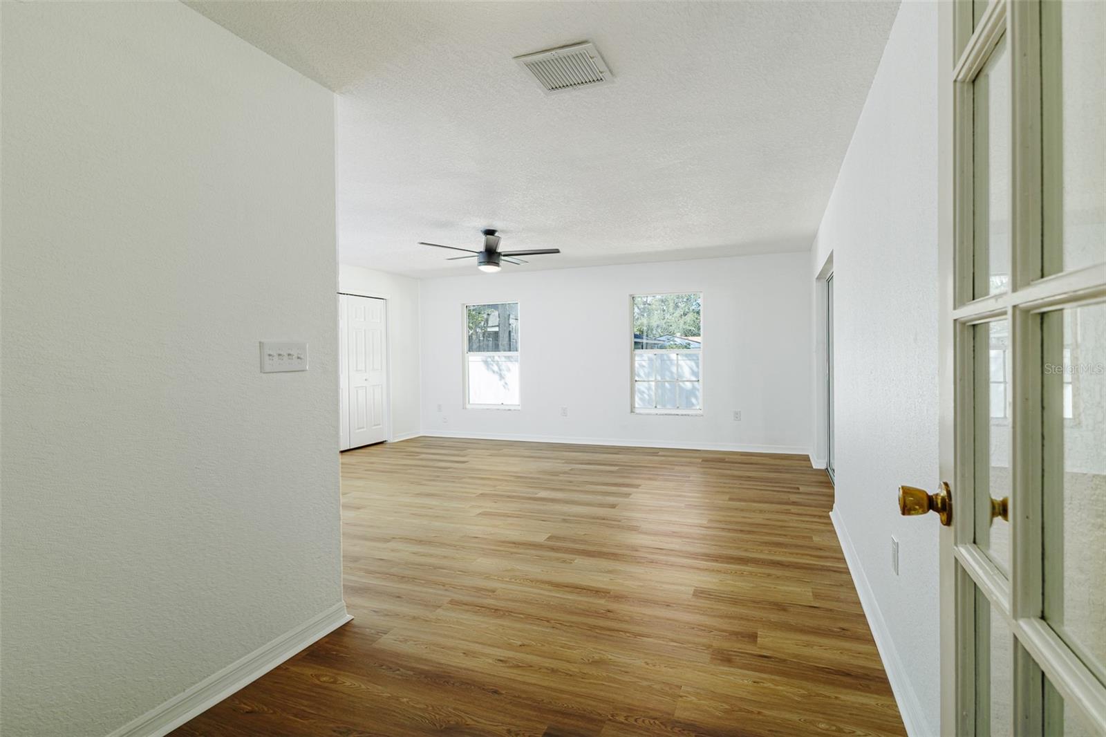 Image 22 of 36 For 3415 Peacock Lane