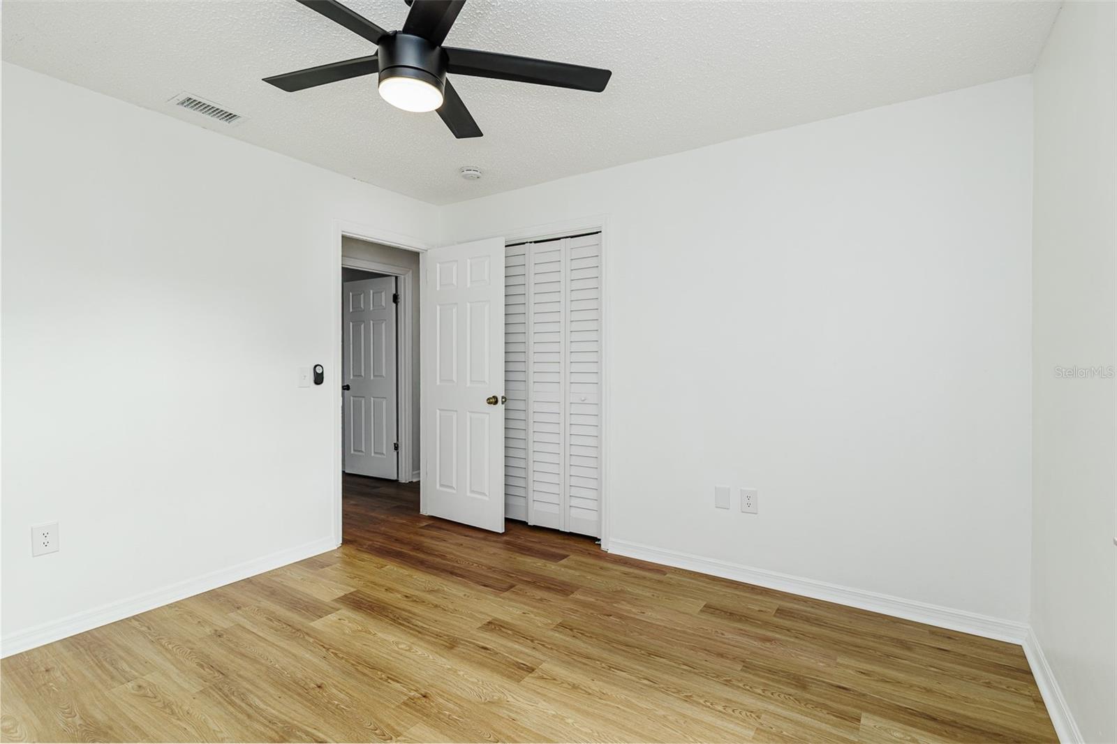 Image 32 of 36 For 3415 Peacock Lane