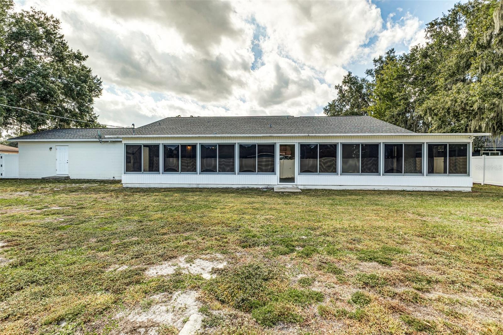 Image 35 of 36 For 3415 Peacock Lane