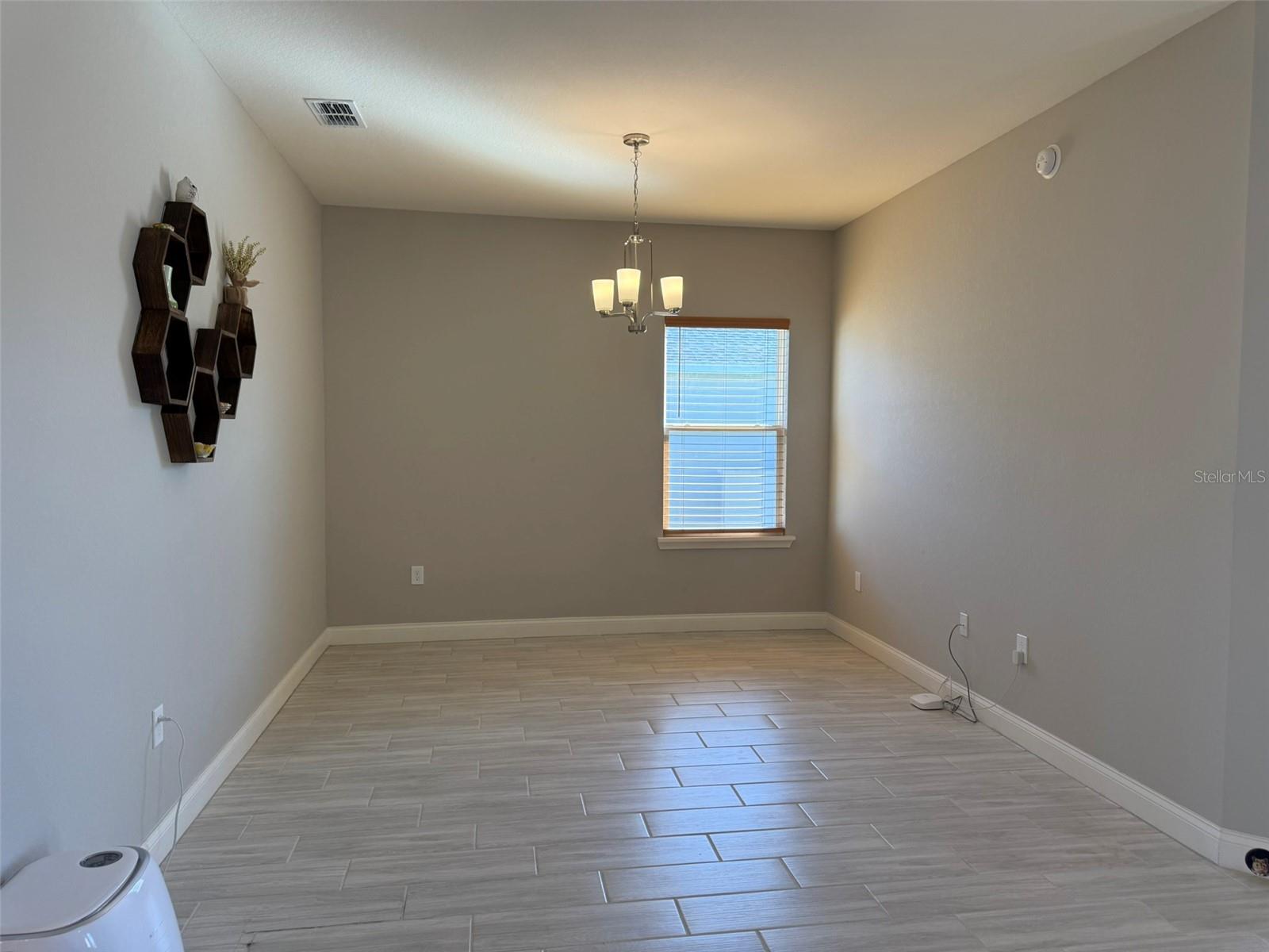 Image 13 of 37 For 3126 Kendal Way