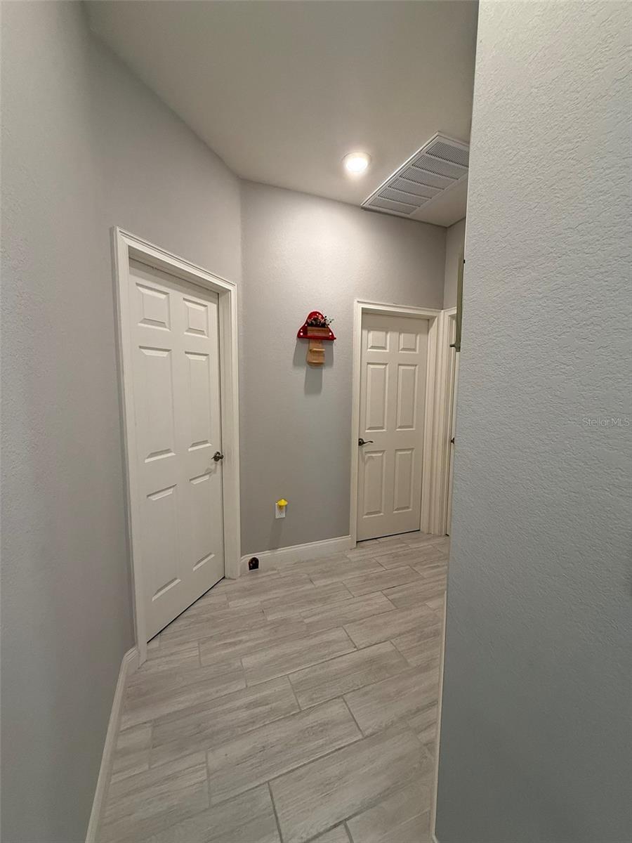 Image 30 of 37 For 3126 Kendal Way