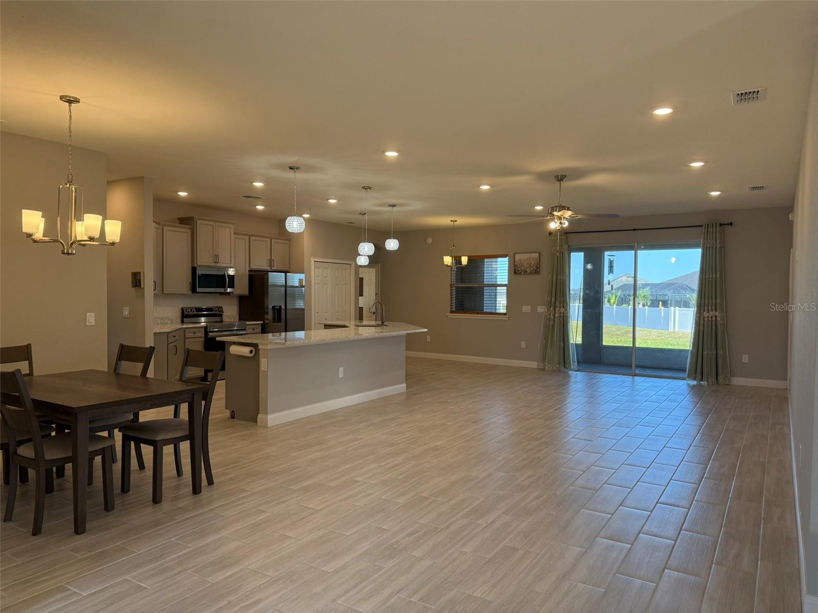 Image 4 of 37 For 3126 Kendal Way