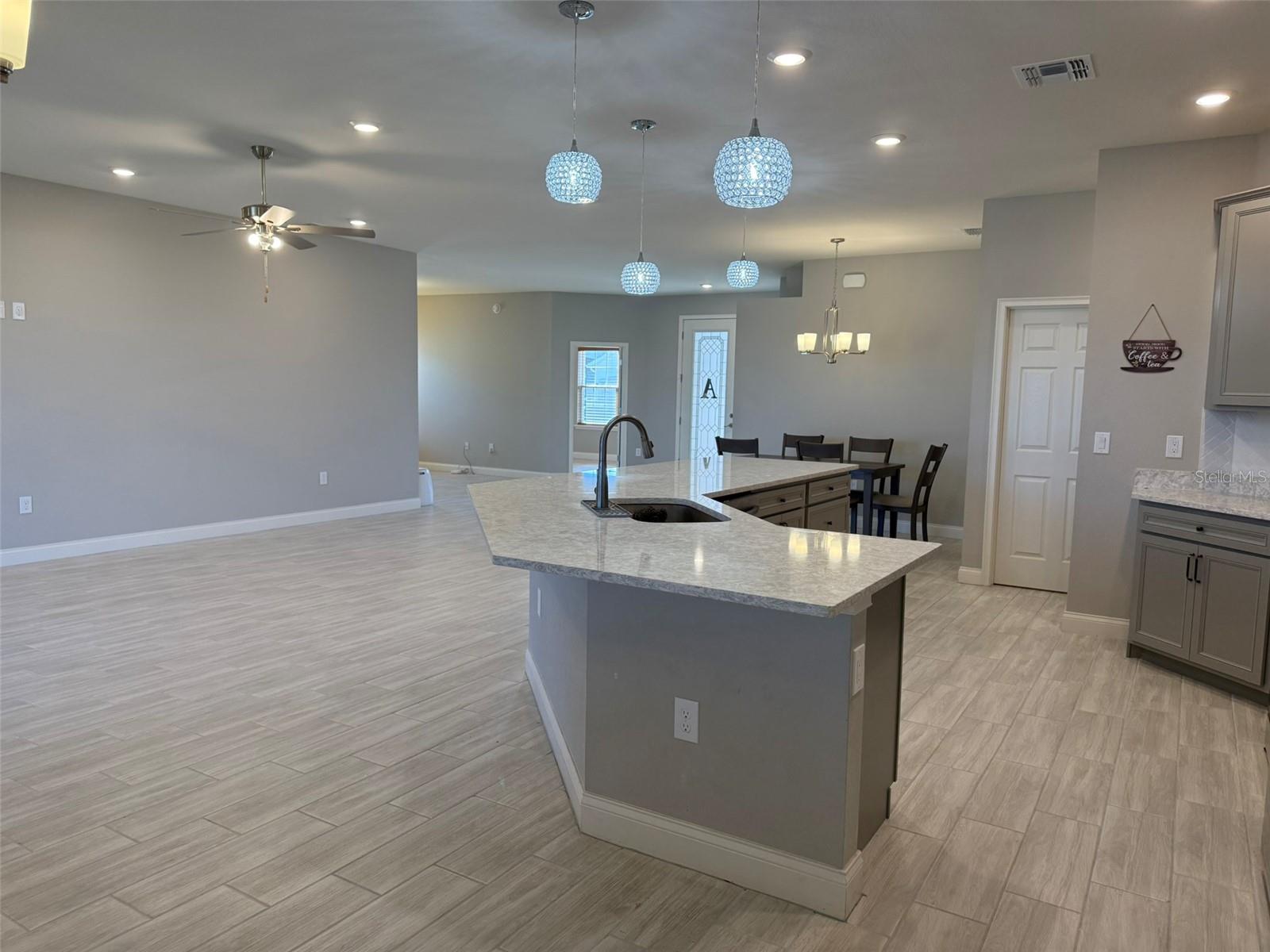 Image 9 of 37 For 3126 Kendal Way