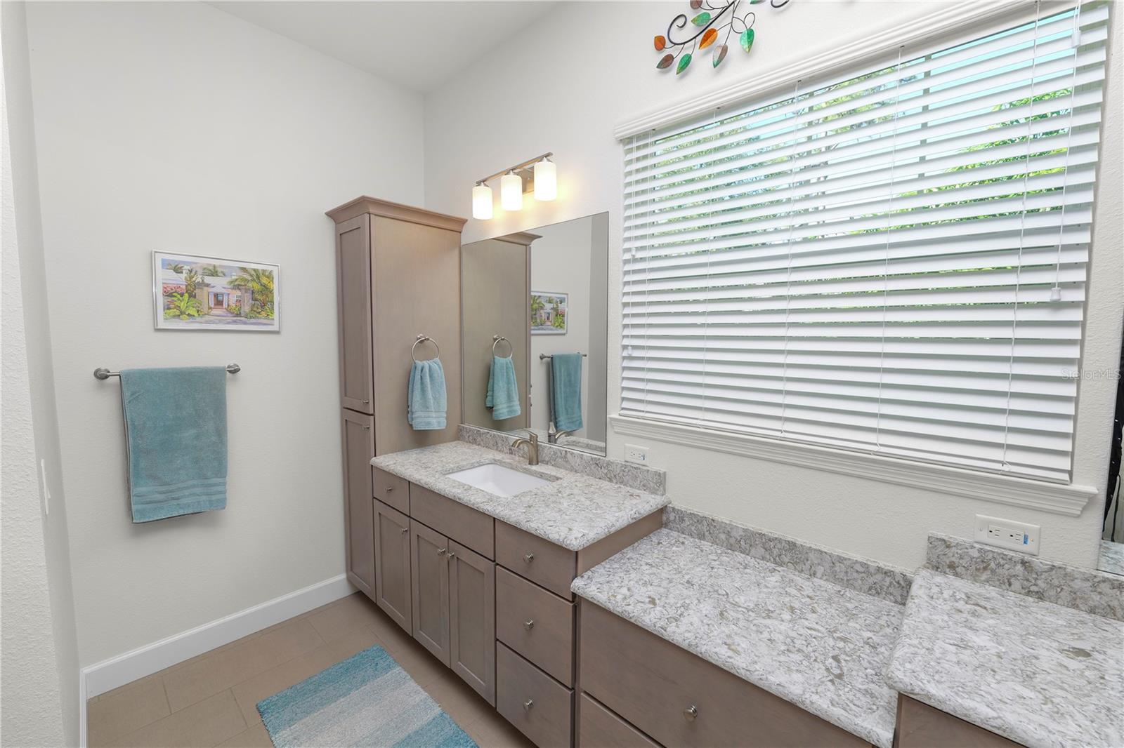 Image 36 of 78 For 2780 Lake Hamilton Drive