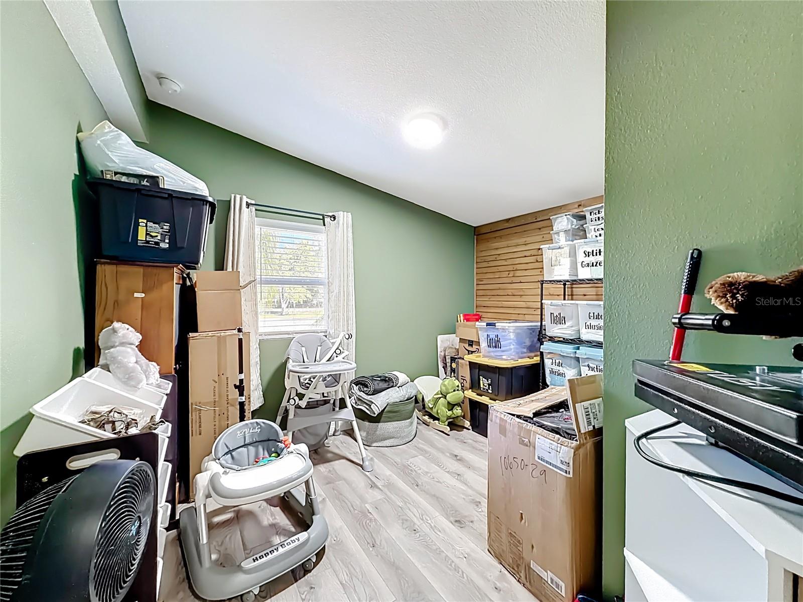 Image 18 of 45 For 1010 Dawes Road