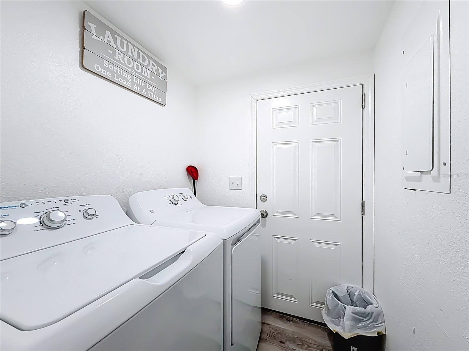 Image 29 of 45 For 1010 Dawes Road