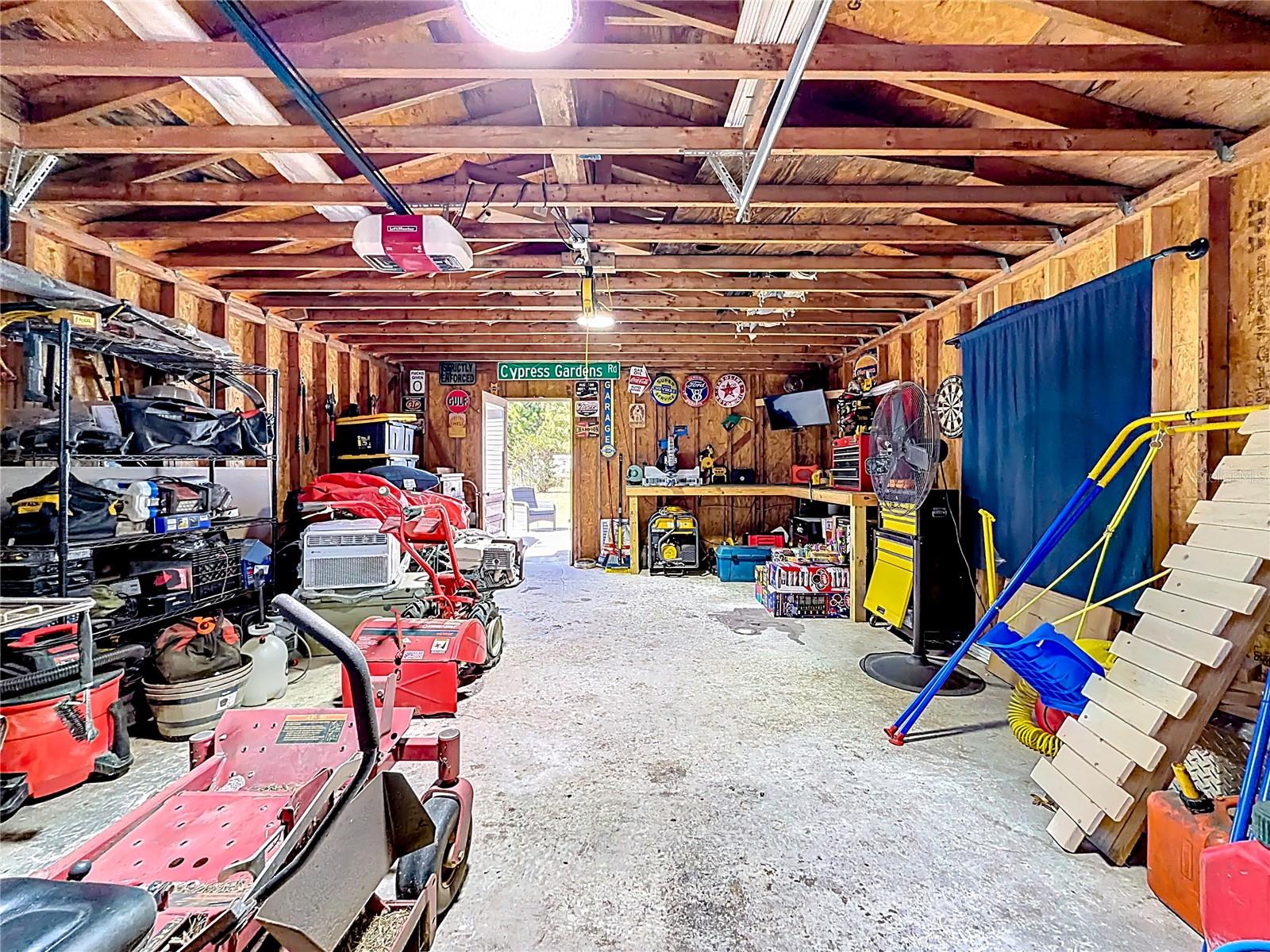 Image 39 of 45 For 1010 Dawes Road