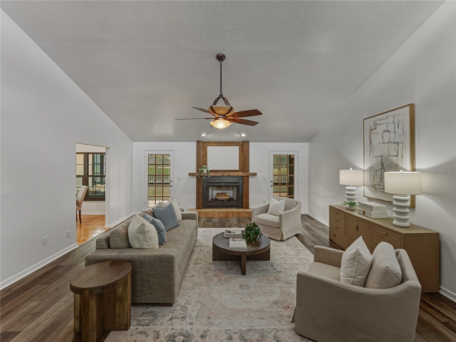 Listing photo id 8 for 16404 Ashwood Drive