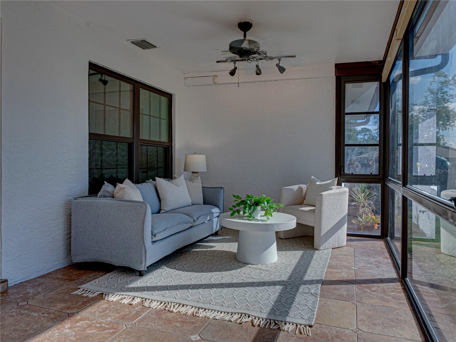 Listing photo id 11 for 16404 Ashwood Drive