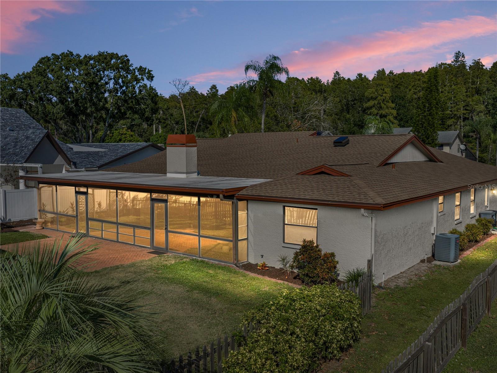 Listing photo id 43 for 16404 Ashwood Drive