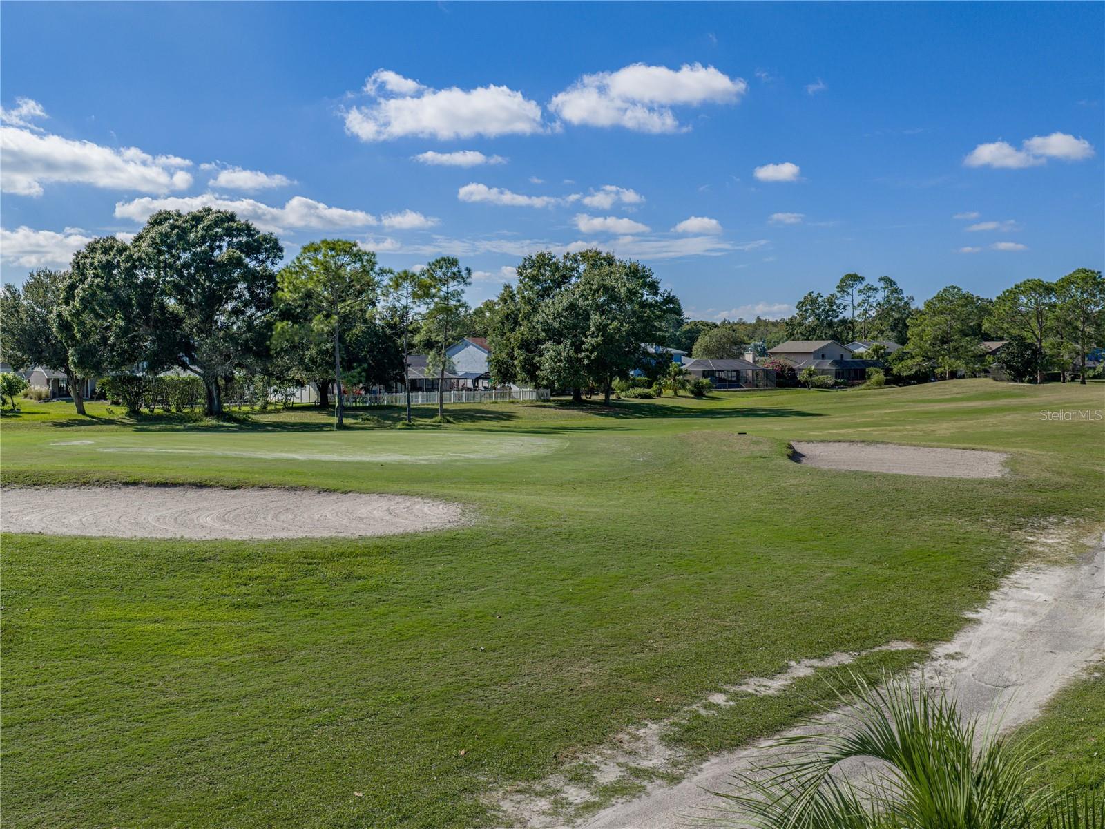 Listing photo id 45 for 16404 Ashwood Drive