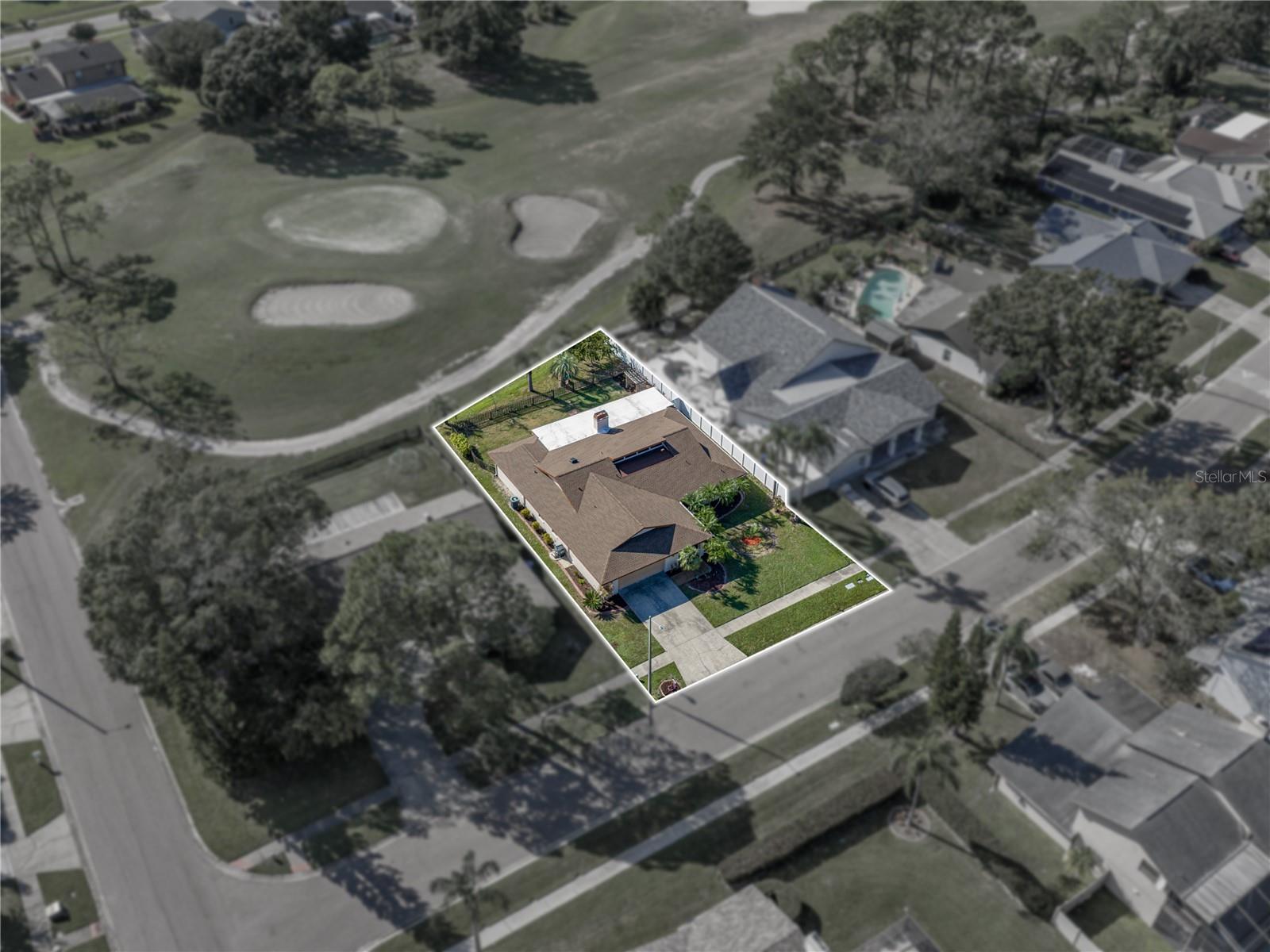 Listing photo id 47 for 16404 Ashwood Drive