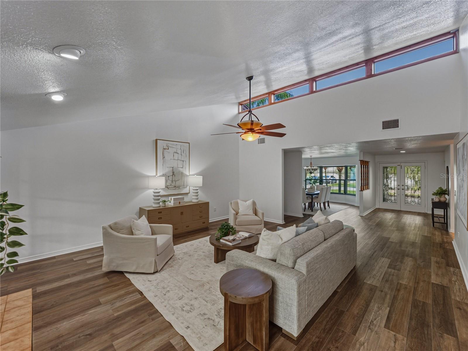 Listing photo id 5 for 16404 Ashwood Drive