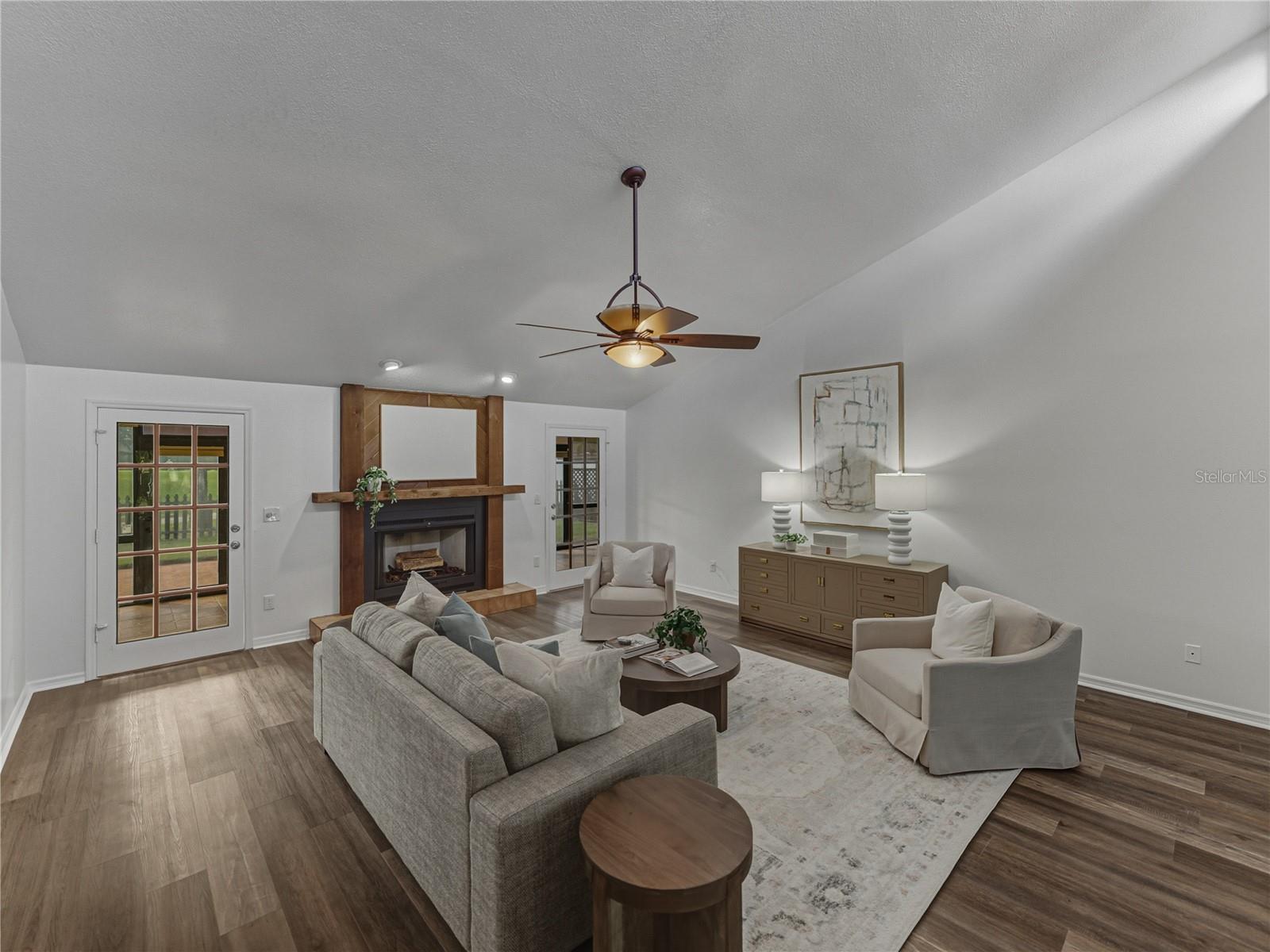 Listing photo id 6 for 16404 Ashwood Drive