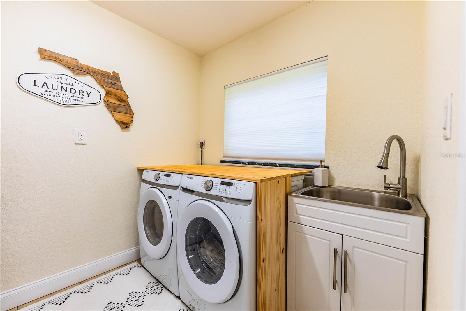 Image 43 of 84 For 6529 Shadow Court