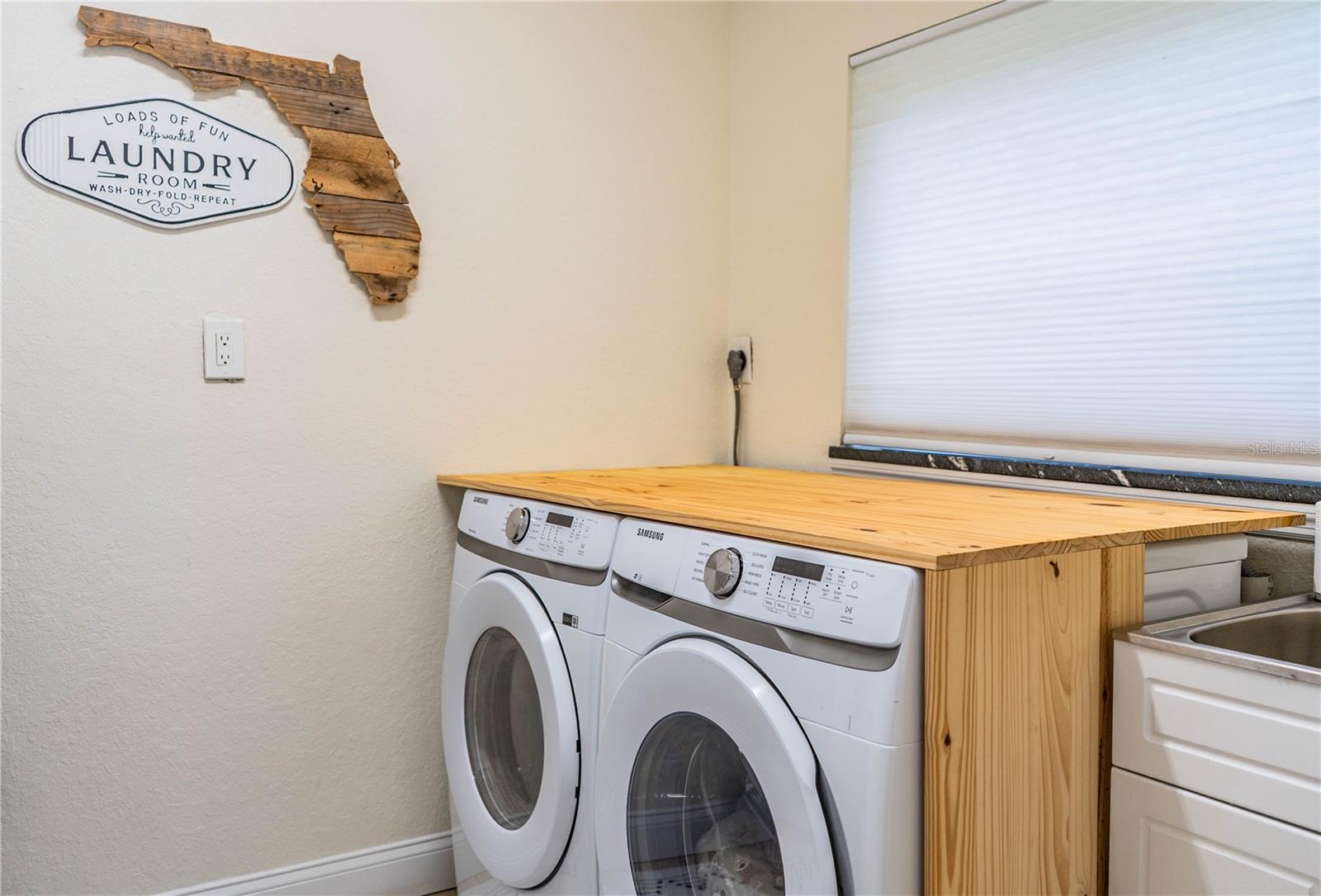 Image 44 of 84 For 6529 Shadow Court