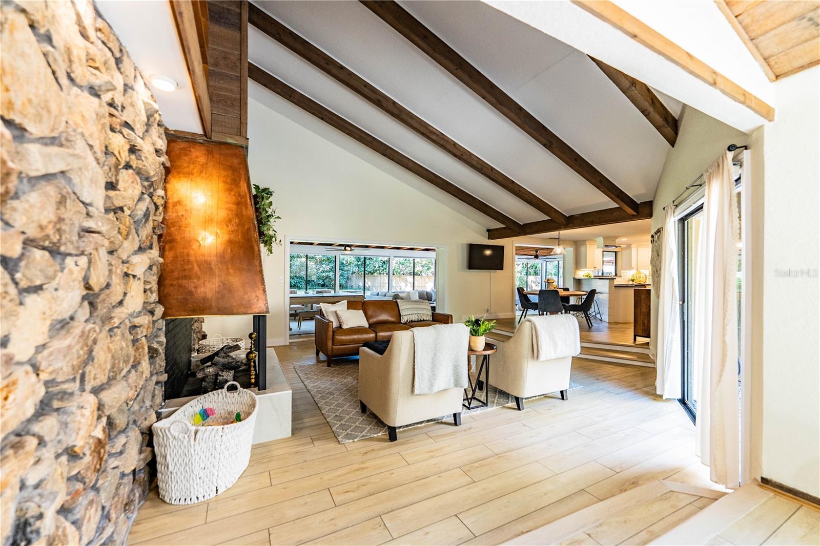 Image 5 of 84 For 6529 Shadow Court