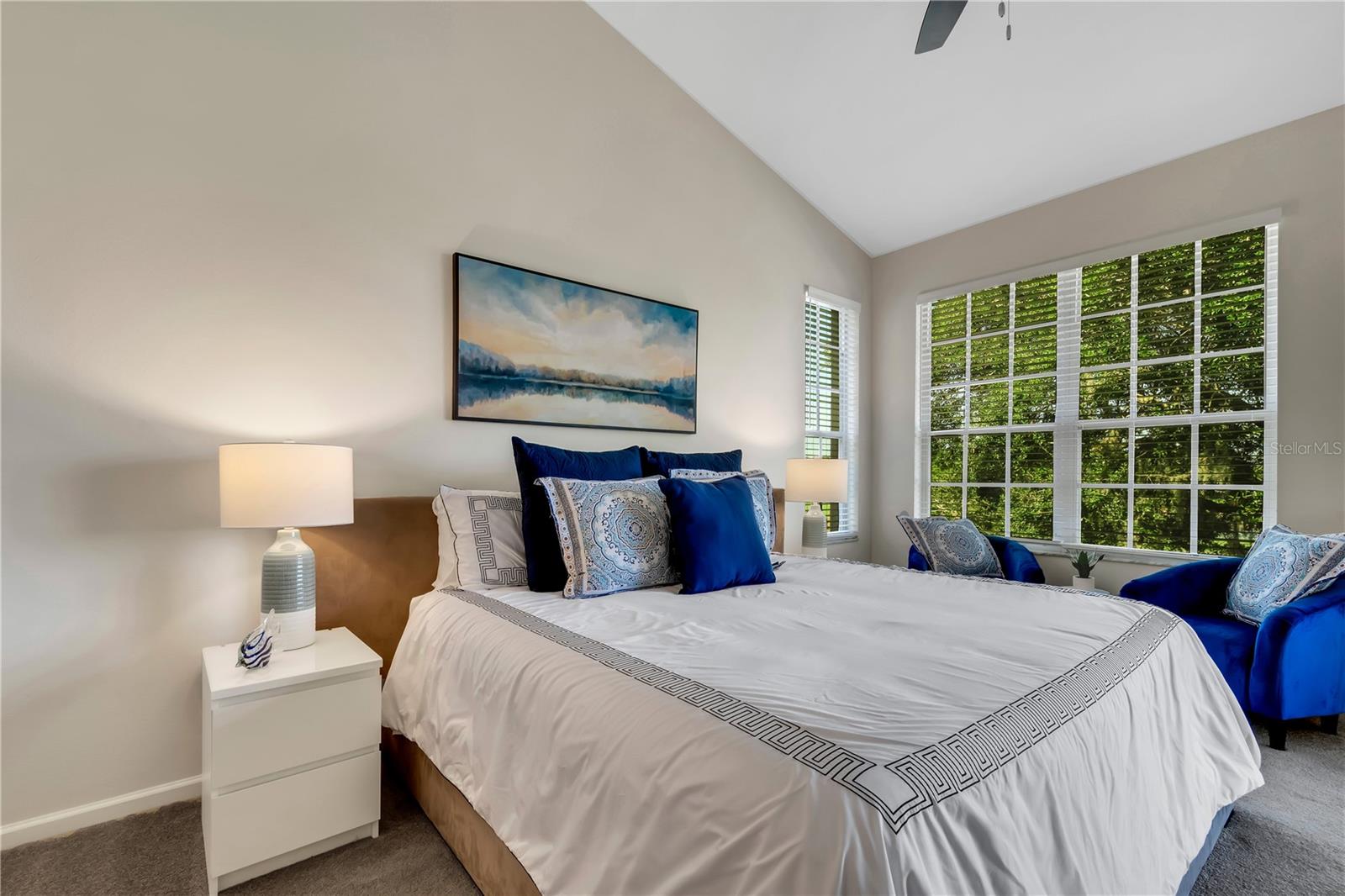 Image 15 of 59 For 421 Enclave Place N-a