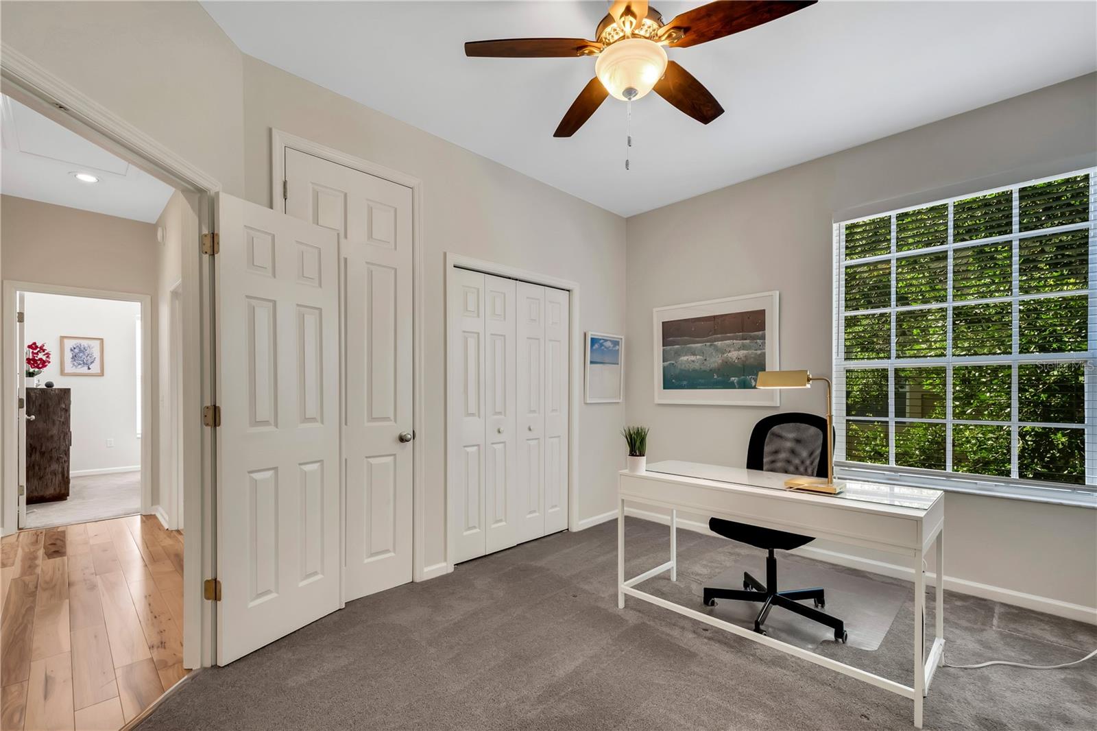 Image 22 of 59 For 421 Enclave Place N-a