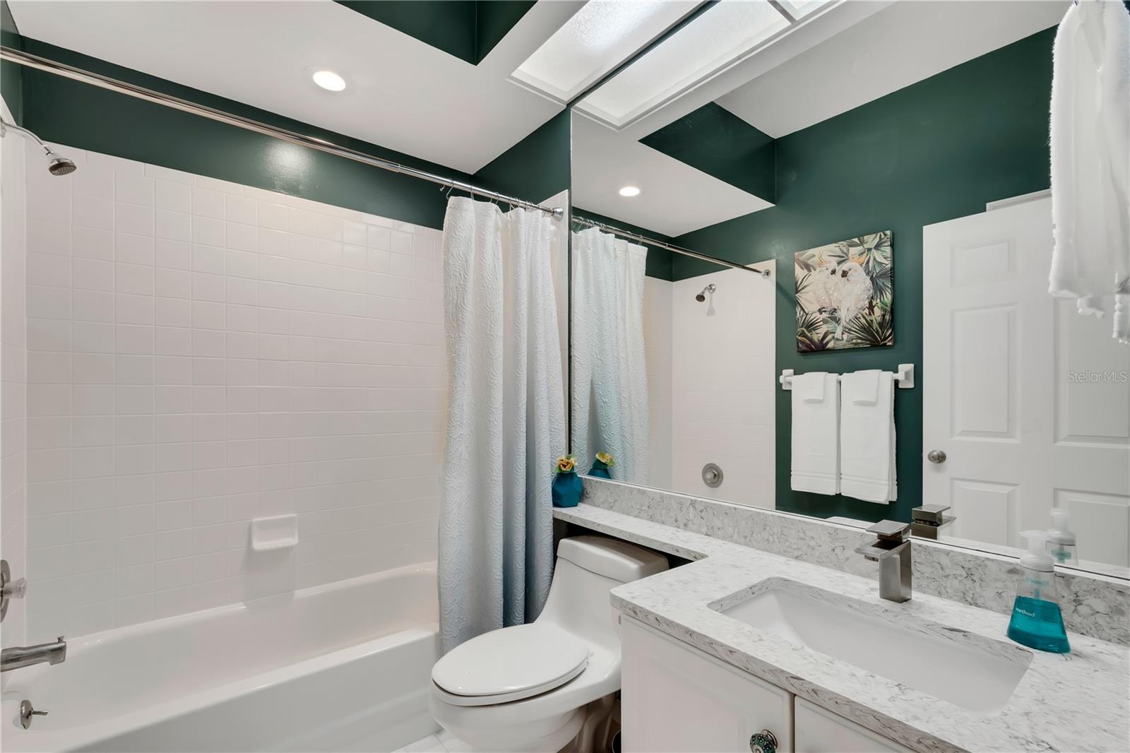 Image 23 of 59 For 421 Enclave Place N-a