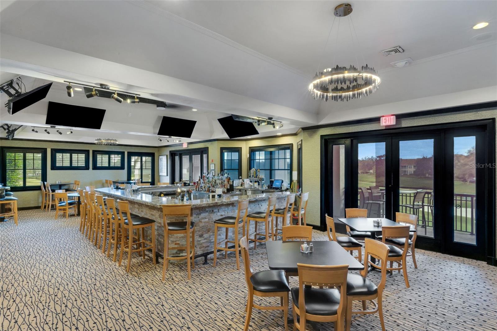 Image 39 of 59 For 421 Enclave Place N-a